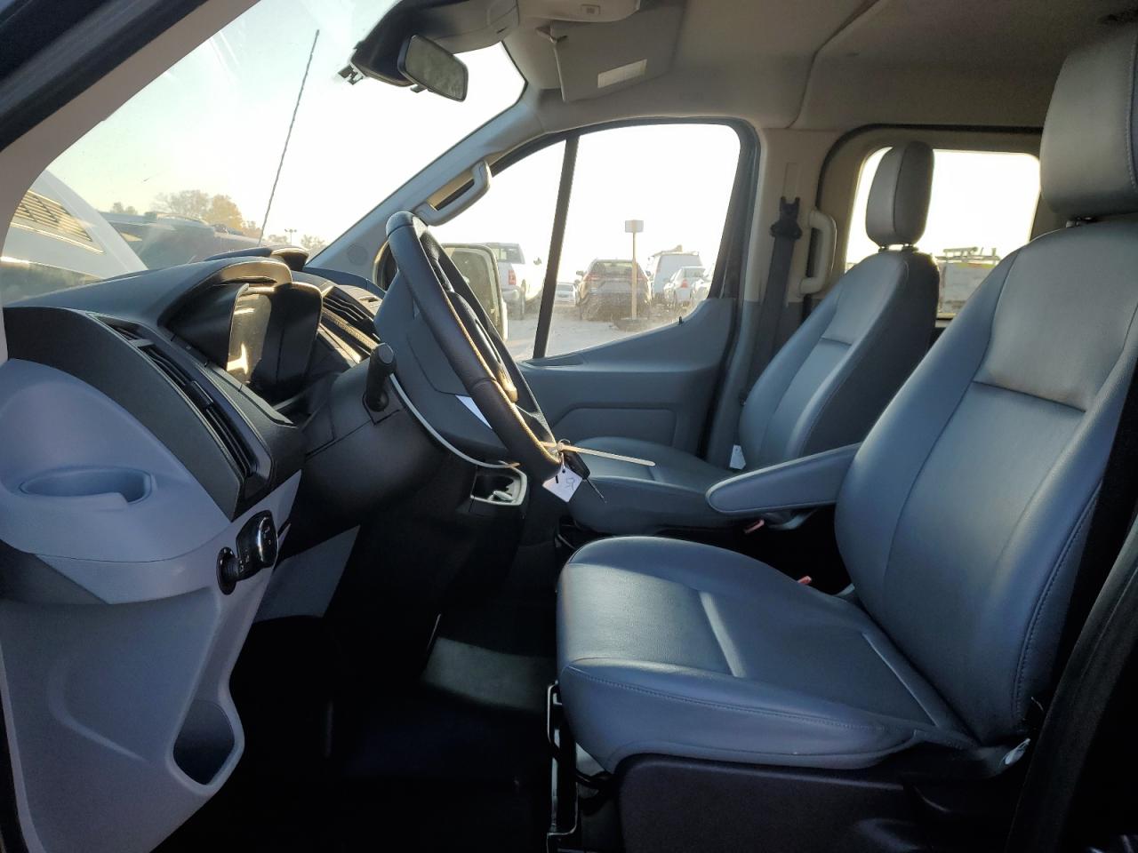 2019 Ford Transit T-150 VIN: 1FMZK1ZM6KKB40294 Lot: 90985955