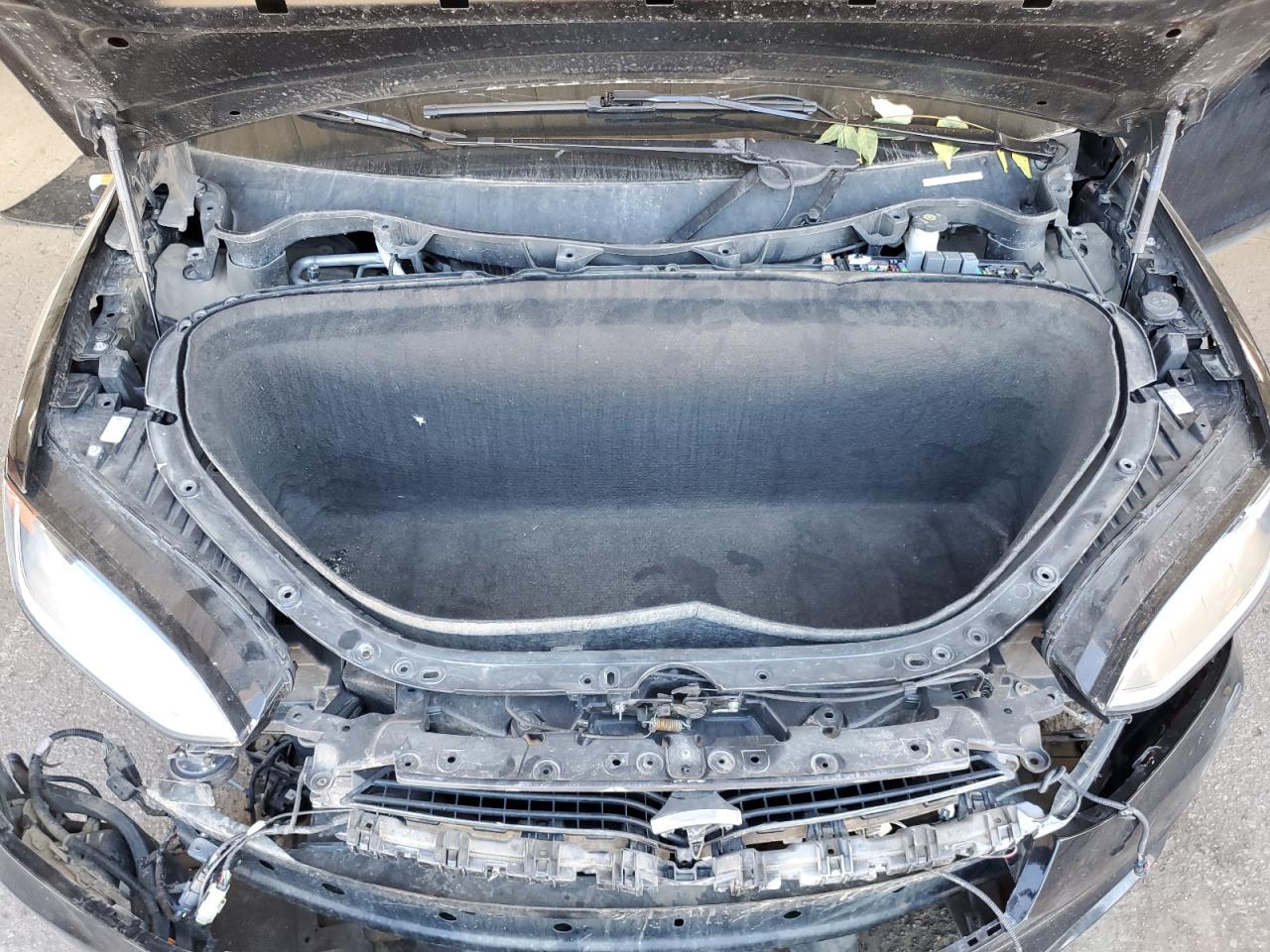 2019 Tesla Model X VIN: 5YJXCDE22KF180691 Lot: 84969745