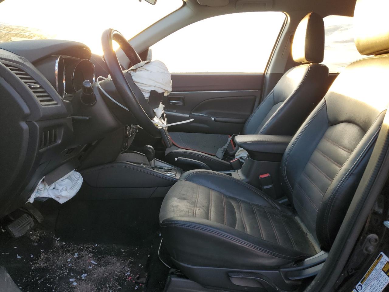 2018 Mitsubishi Outlander Sport Es VIN: JA4AP3AWXJU001388 Lot: 82625905