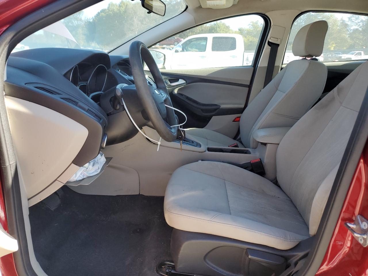 2015 Ford Focus Se VIN: 1FADP3K21FL289982 Lot: 82440545