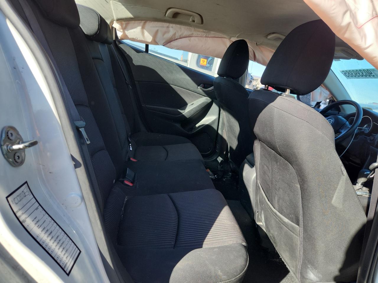 2016 Mazda 3 Sport VIN: JM1BM1U76G1304786 Lot: 90339385