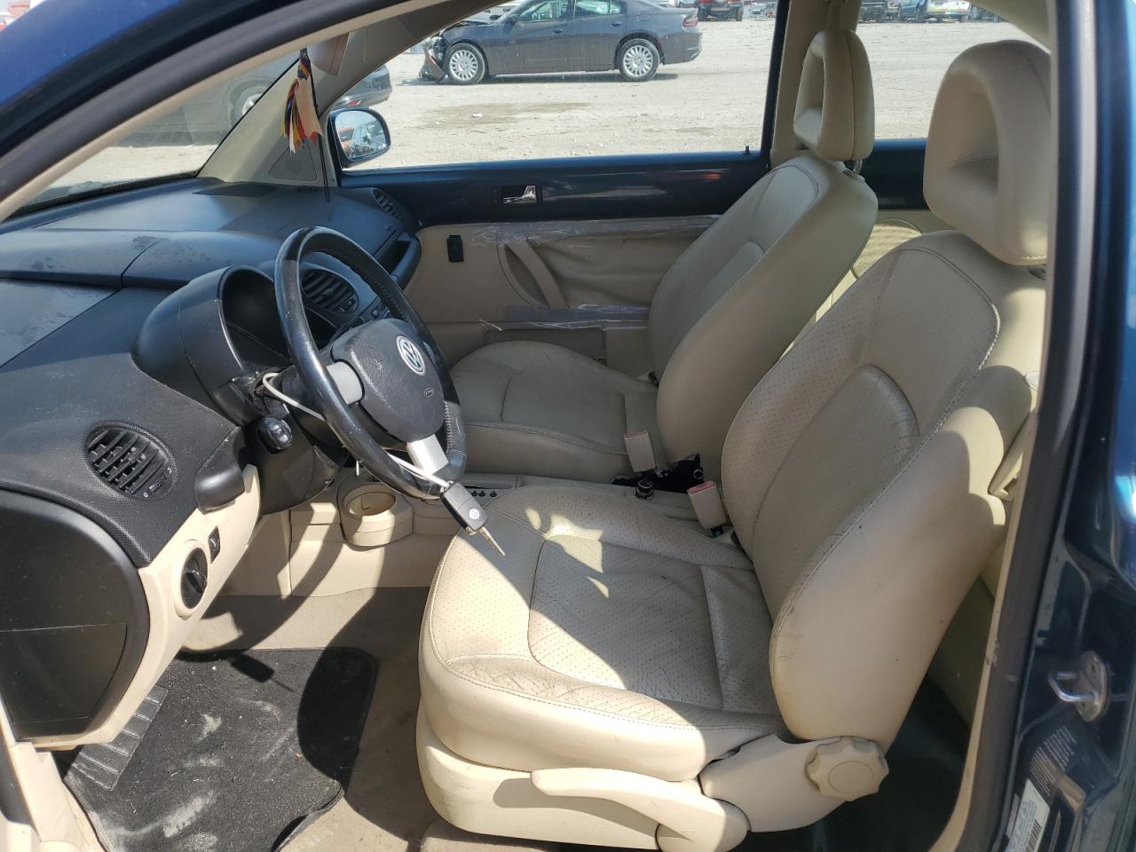 2002 Volkswagen New Beetle Gls VIN: 3VWCD21C72M435729 Lot: 84743315