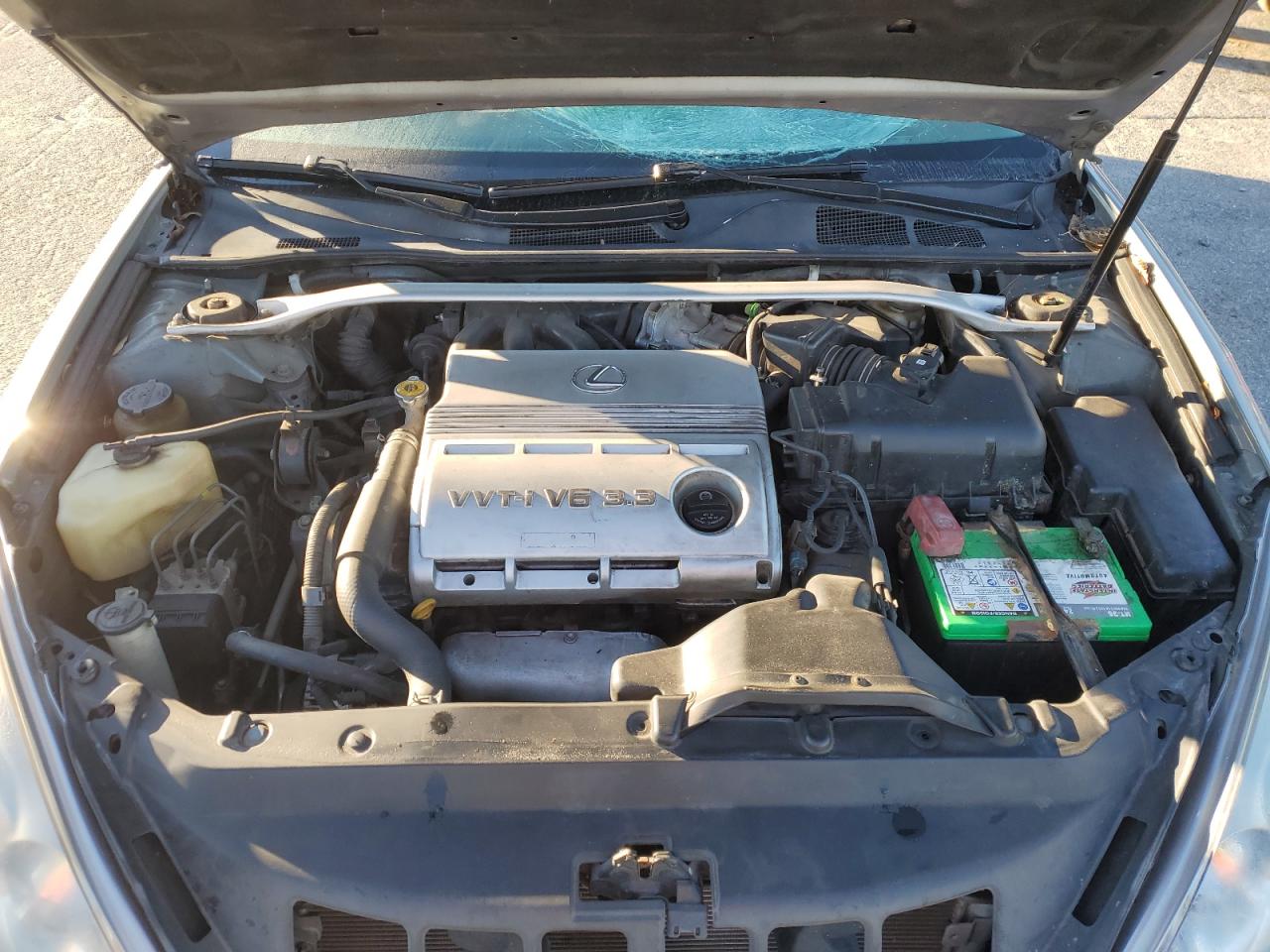 2004 Lexus Es 330 VIN: JTHBA30G940015640 Lot: 87218445