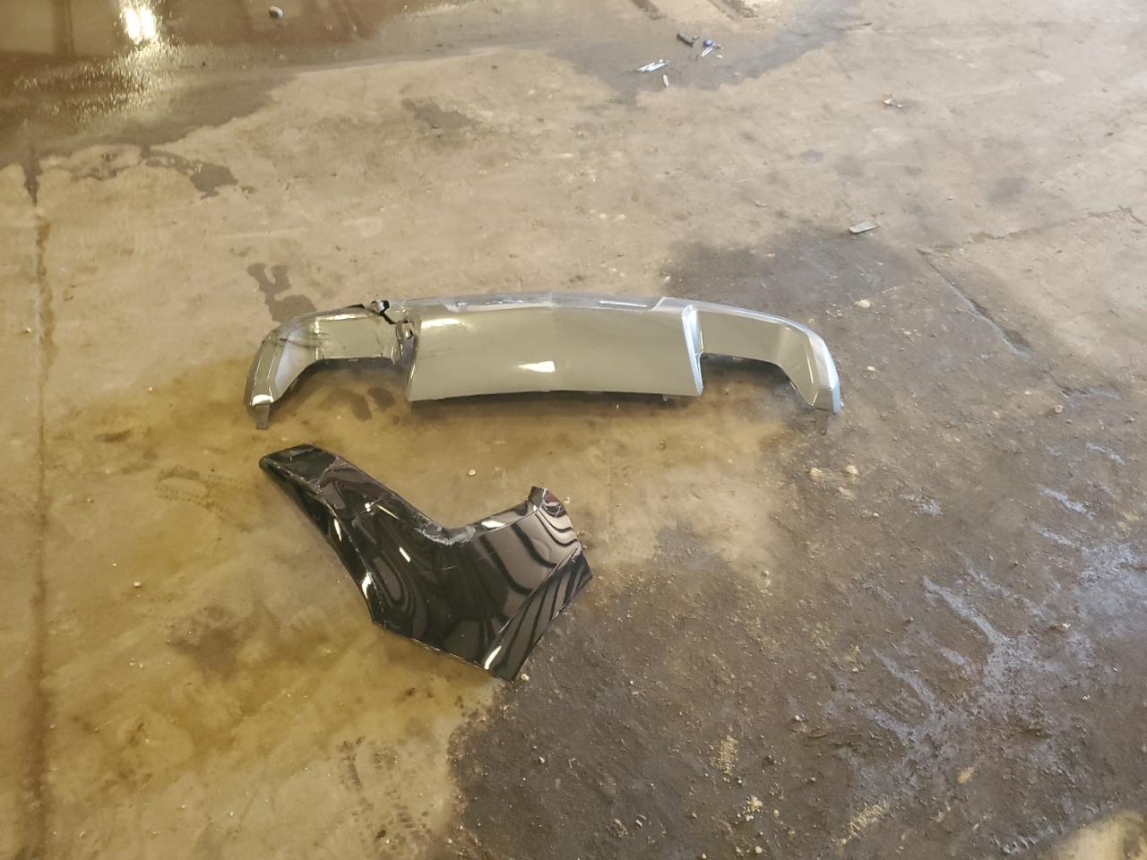 2015 Jeep Cherokee Trailhawk VIN: 1C4PJMBS1FW624851 Lot: 85872815