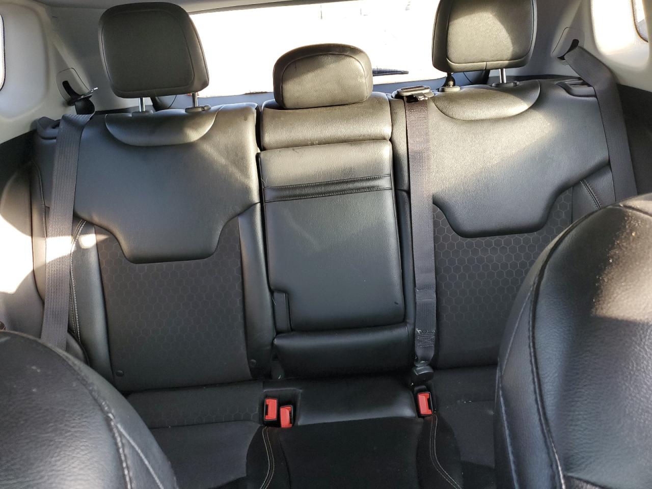 2018 Jeep Compass Latitude VIN: 3C4NJDBB2JT315850 Lot: 86677275