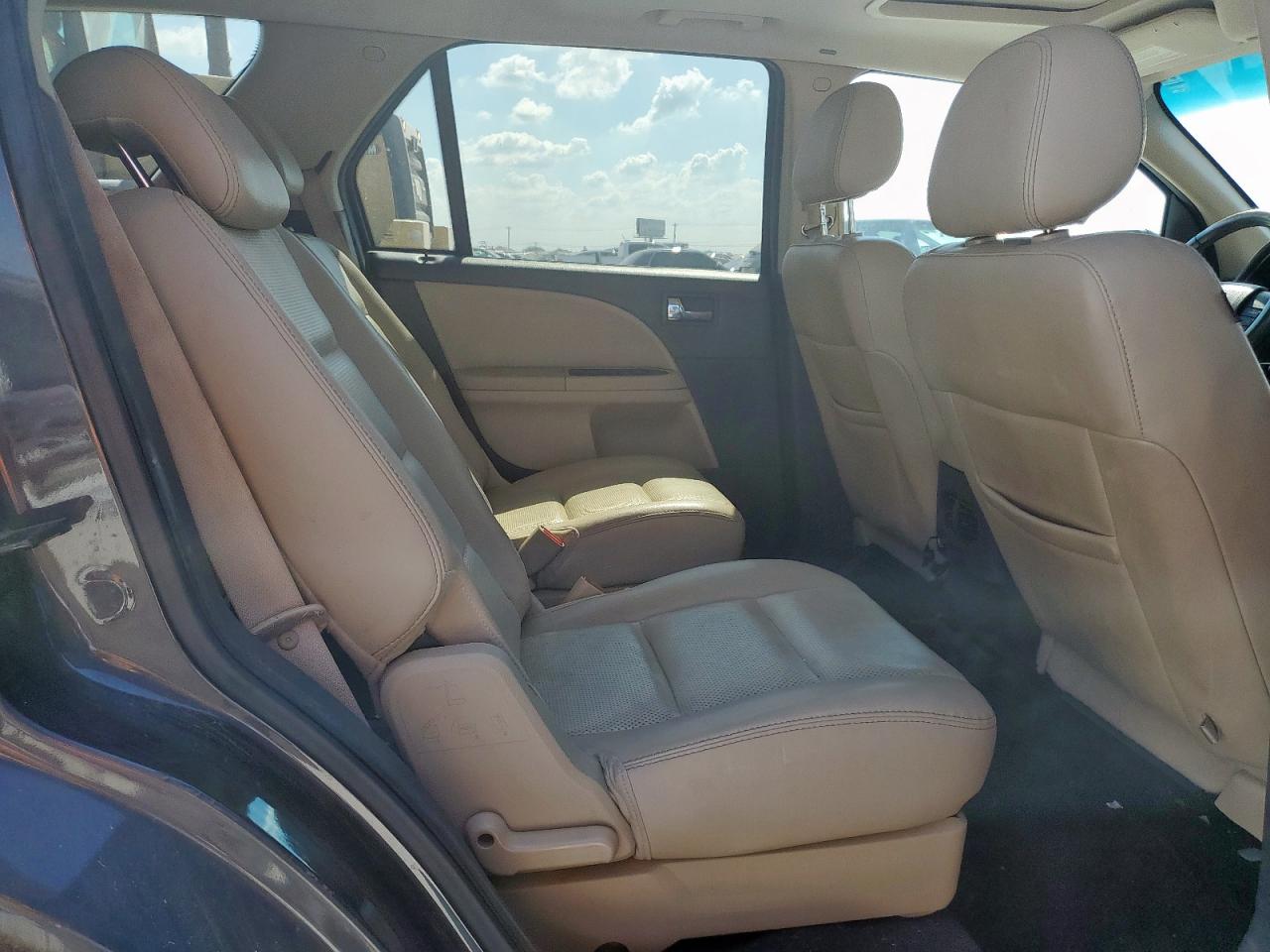 2008 Ford Taurus X Eddie Bauer VIN: 1FMDK07W18GA28216 Lot: 84279925