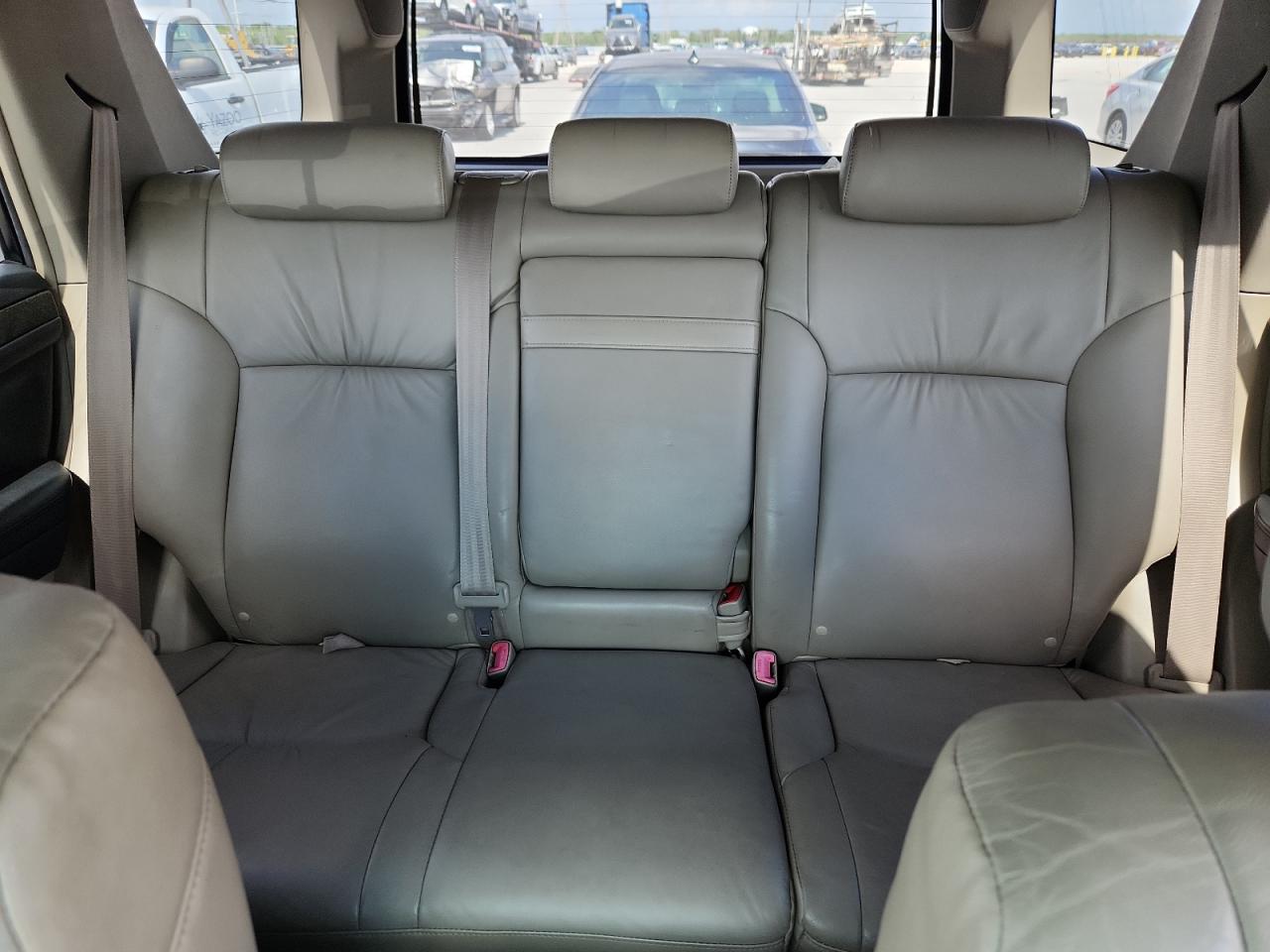 2005 Toyota 4Runner Limited VIN: JTEBT17R050050264 Lot: 84908695