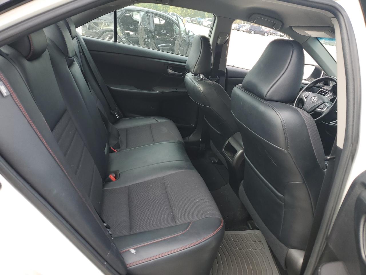 2016 Toyota Camry Le VIN: 4T1BF1FK2GU556475 Lot: 82384125