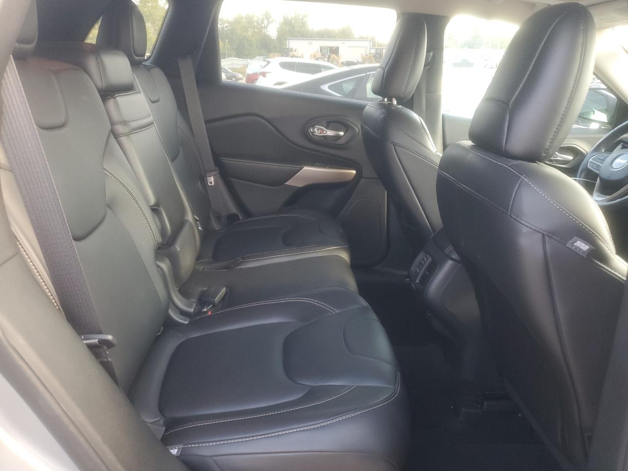 2017 Jeep Cherokee Limited VIN: 1C4PJMDS8HW626211 Lot: 84587595