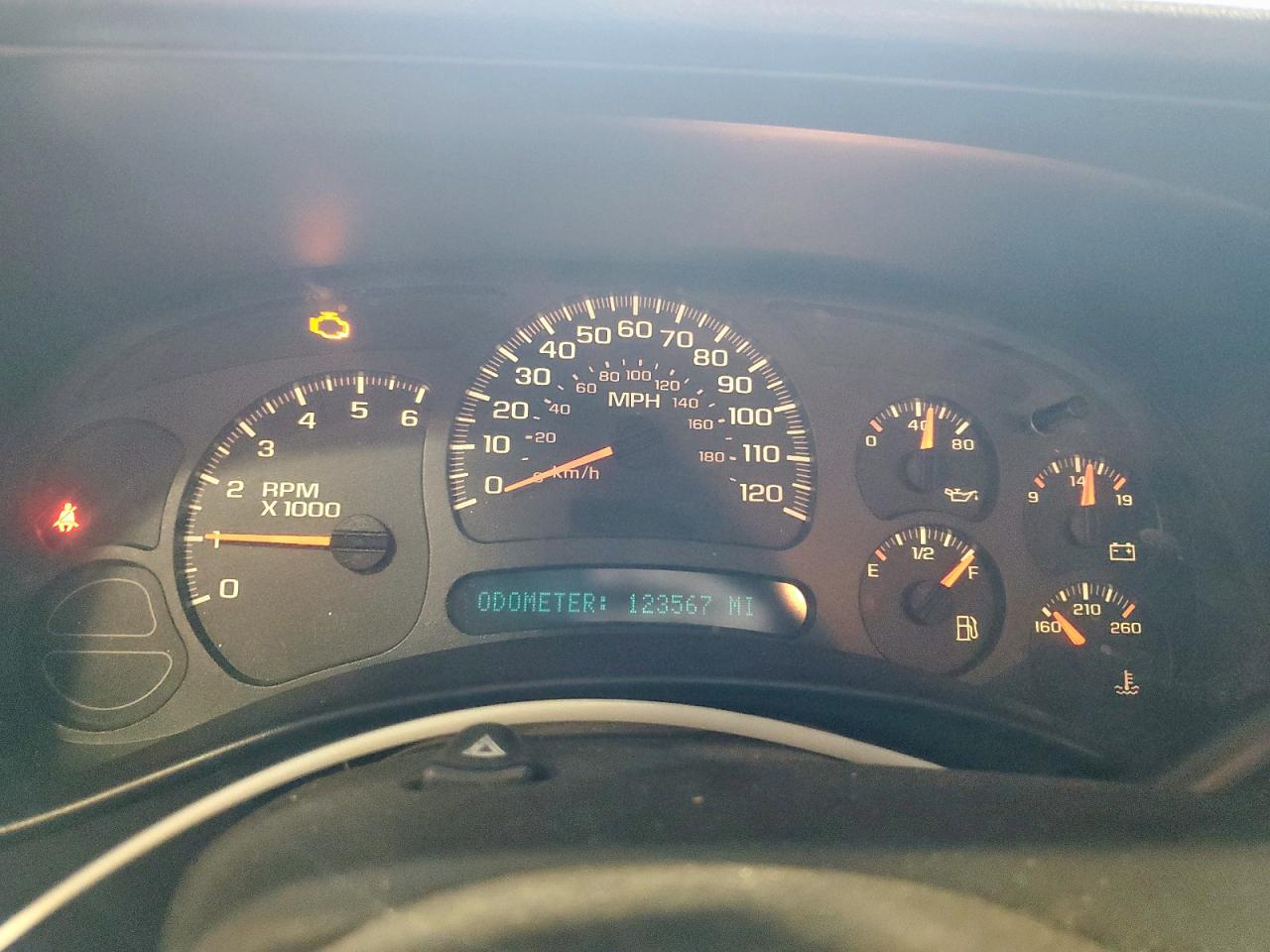 2004 Chevrolet Silverado K1500 VIN: 2GCEK19V141254296 Lot: 82352195