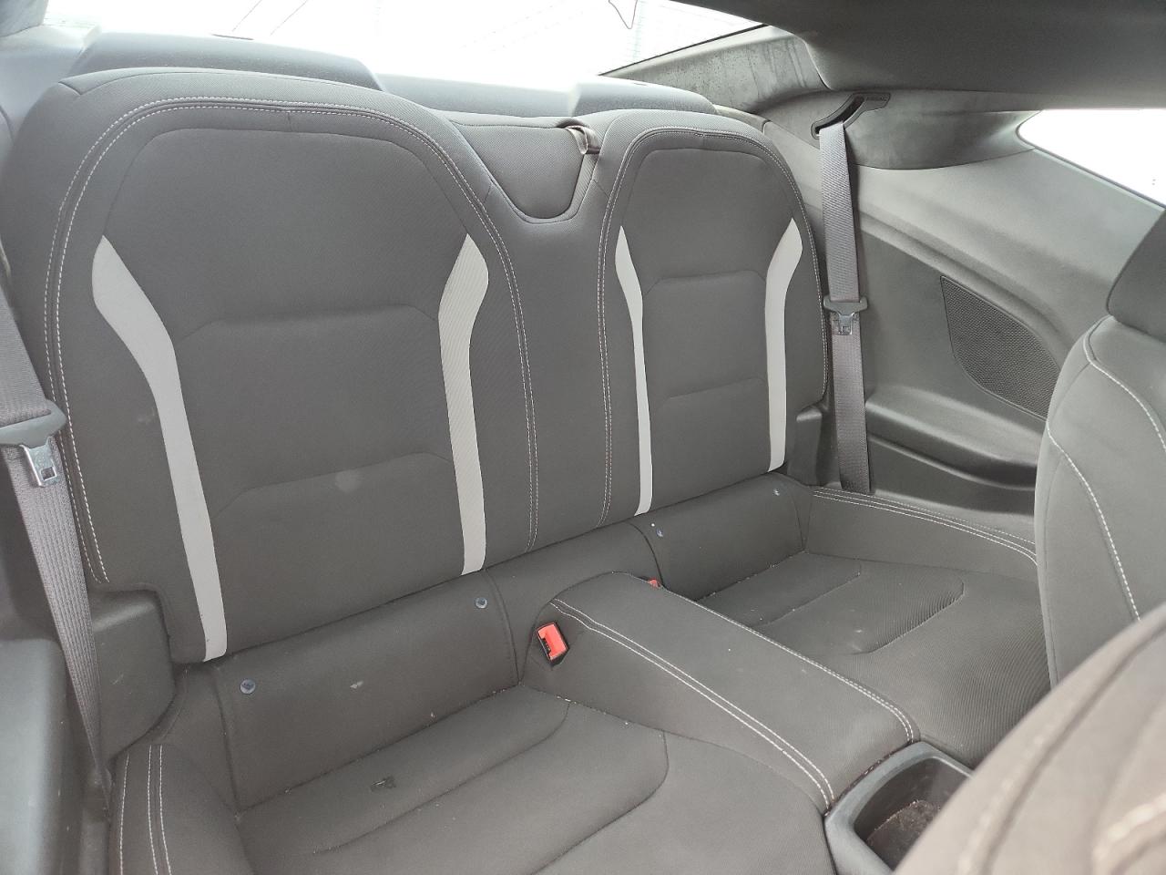 2018 Chevrolet Camaro Lt VIN: 1G1FB1RS5J0102824 Lot: 82388185