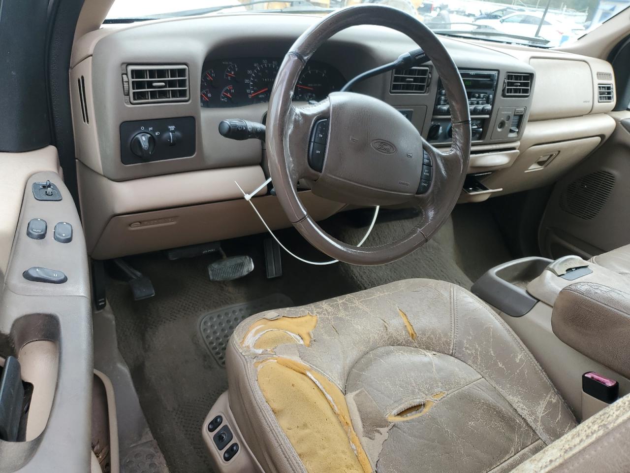 1999 Ford F250 Super Duty VIN: 1FTNX21F8XED36928 Lot: 85602065