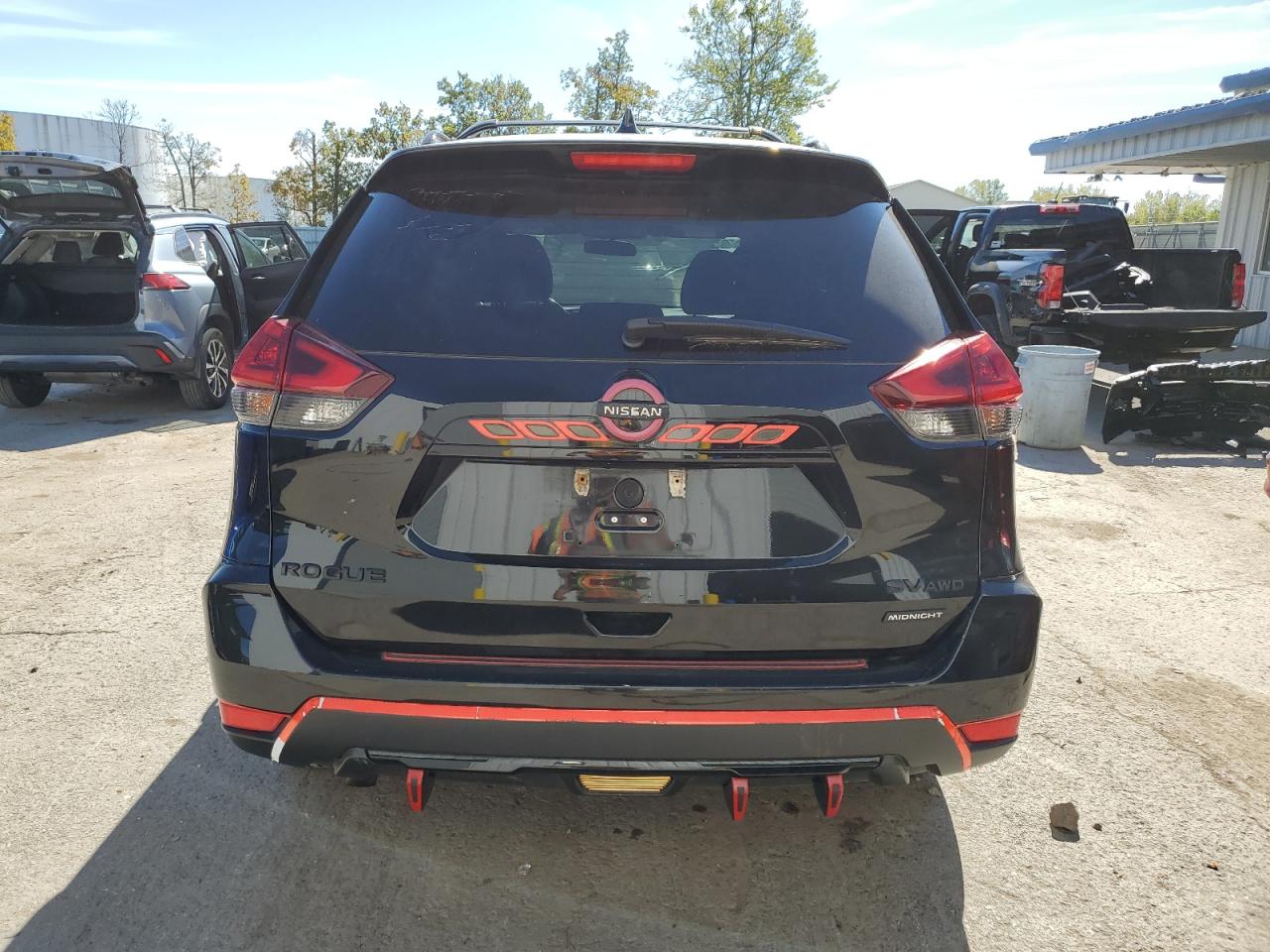 2018 Nissan Rogue S VIN: 5N1AT2MV4JC758285 Lot: 84630625