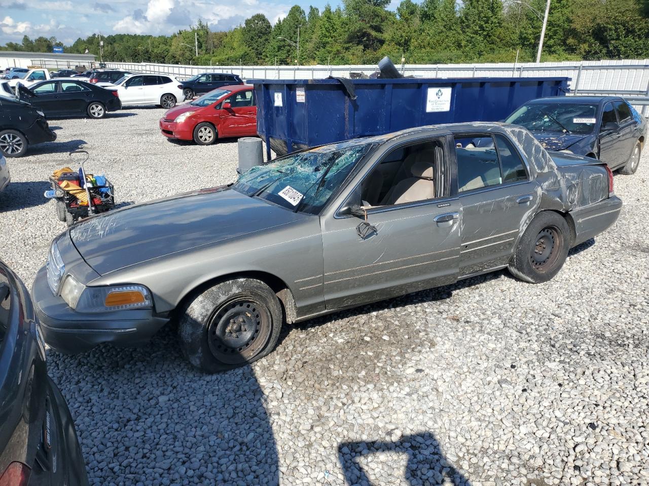 2000 Ford Crown Victoria