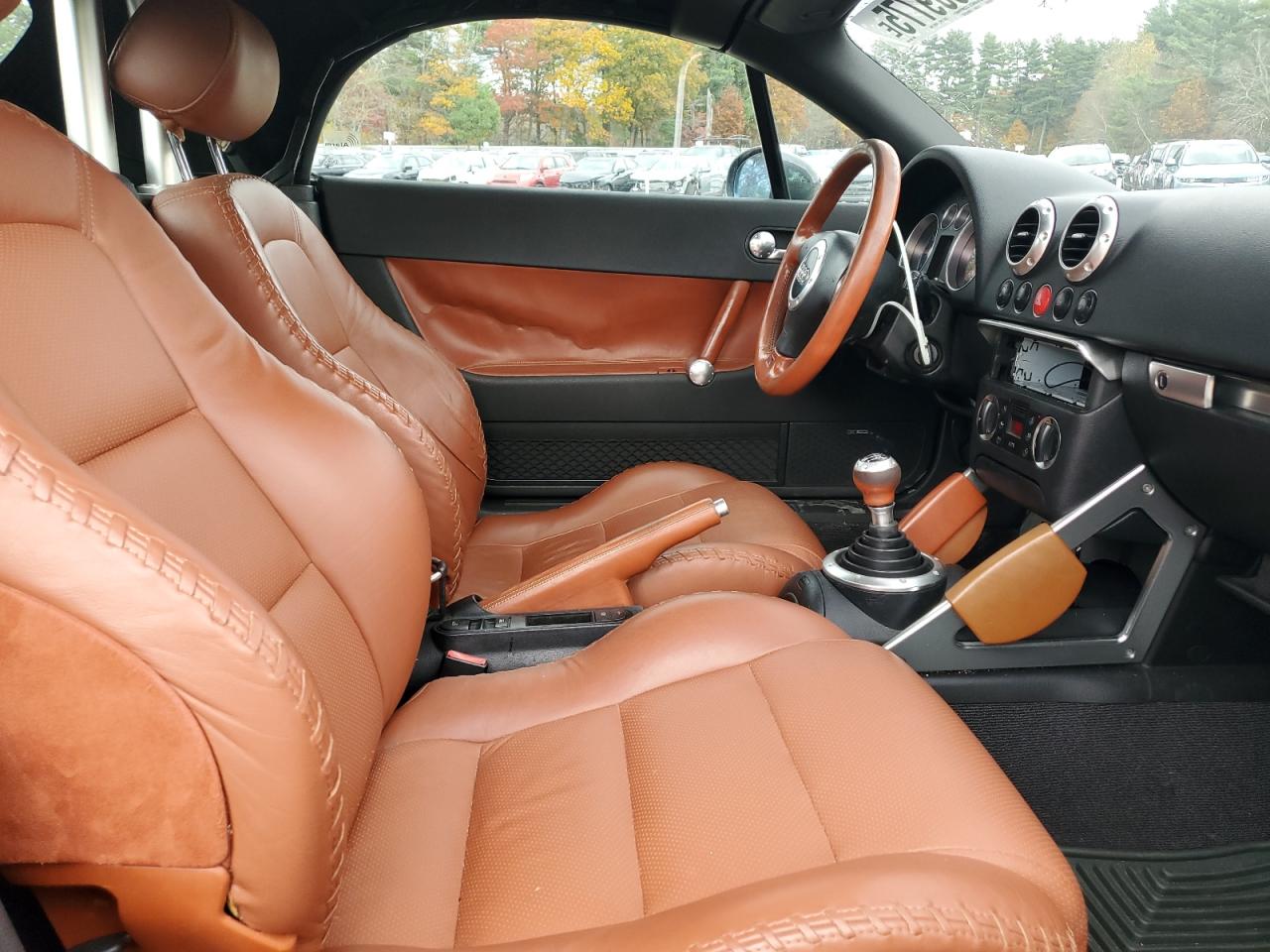 Фото: TRUUT28N211008364