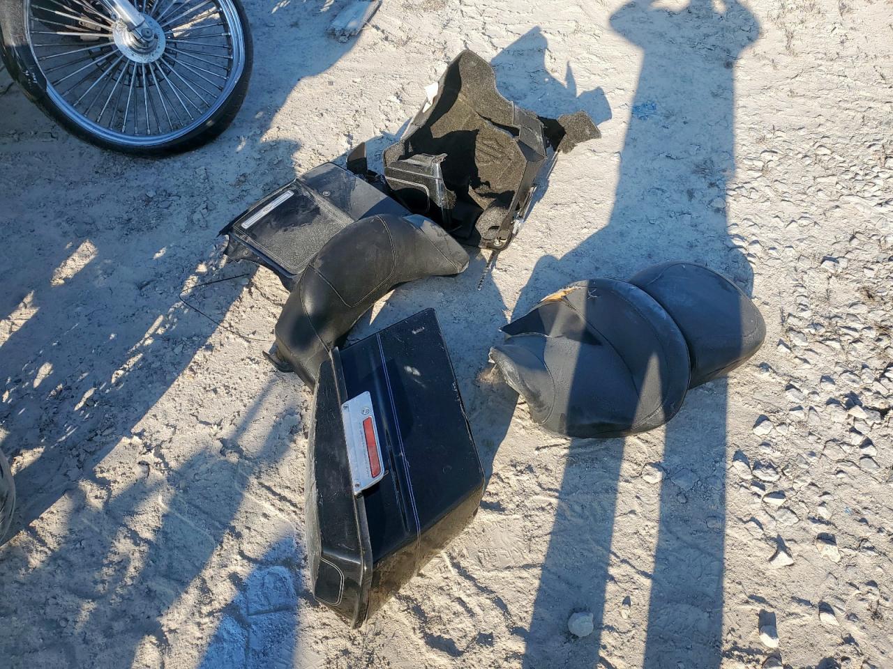 2013 Harley-Davidson Flhtcu Ultra Classic Electra Glide VIN: 1HD1FCM10DB611680 Lot: 86315765