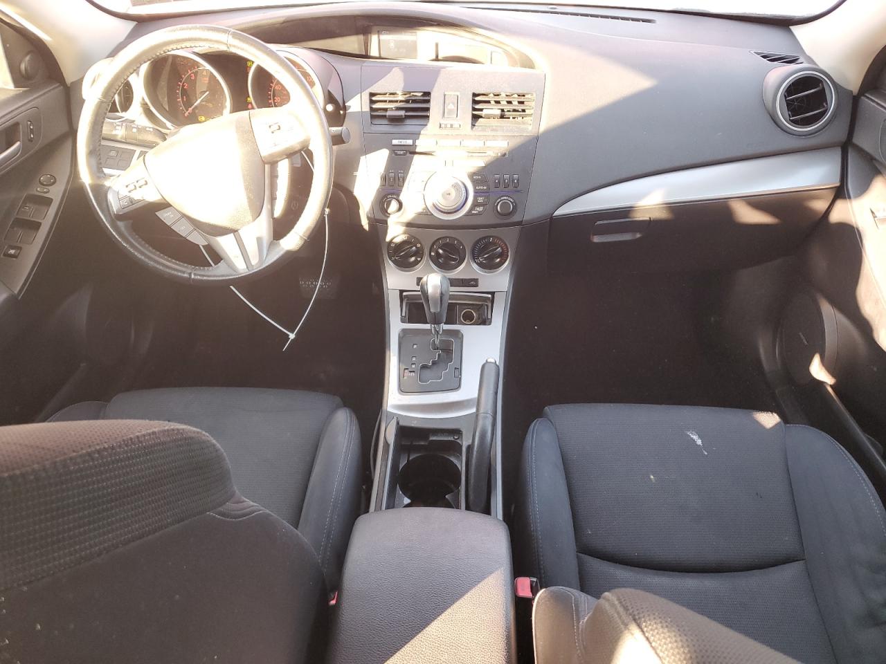 2010 Mazda 3 S VIN: JM1BL1H66A1185410 Lot: 90089335