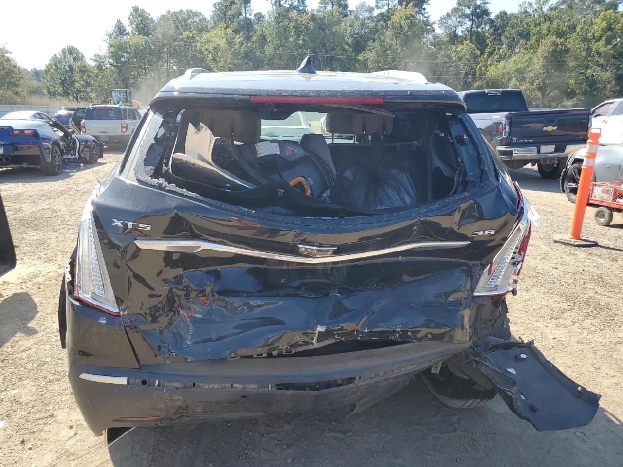 2017 Cadillac Xt5 Premium Luxury VIN: 1GYKNCRS3HZ286699 Lot: 84876845