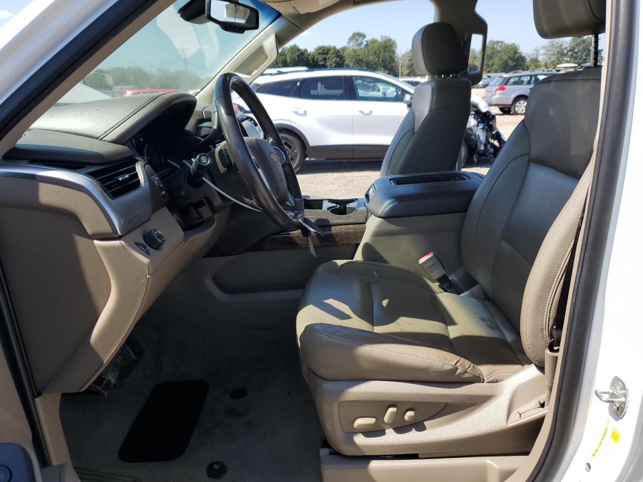 2020 Chevrolet Tahoe C1500 Lt VIN: 1GNSCBKC2LR160505 Lot: 82008855