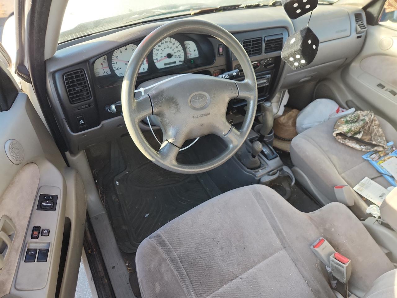 2001 Toyota Tacoma Xtracab VIN: 5TEWN72NX1Z752030 Lot: 81918195