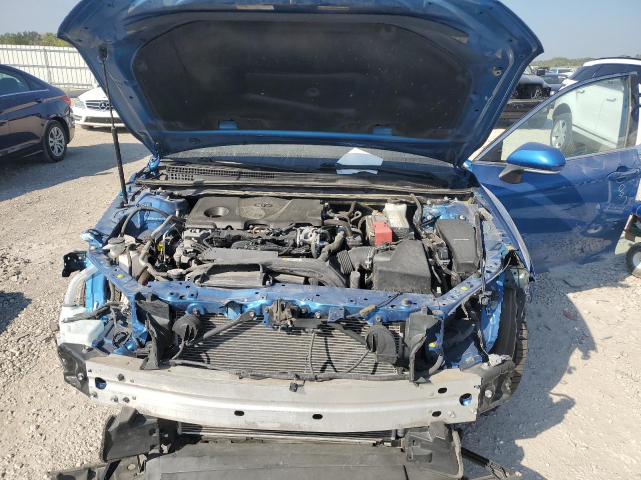 2019 Toyota Camry L VIN: 4T1B11HK9KU269557 Lot: 84584405