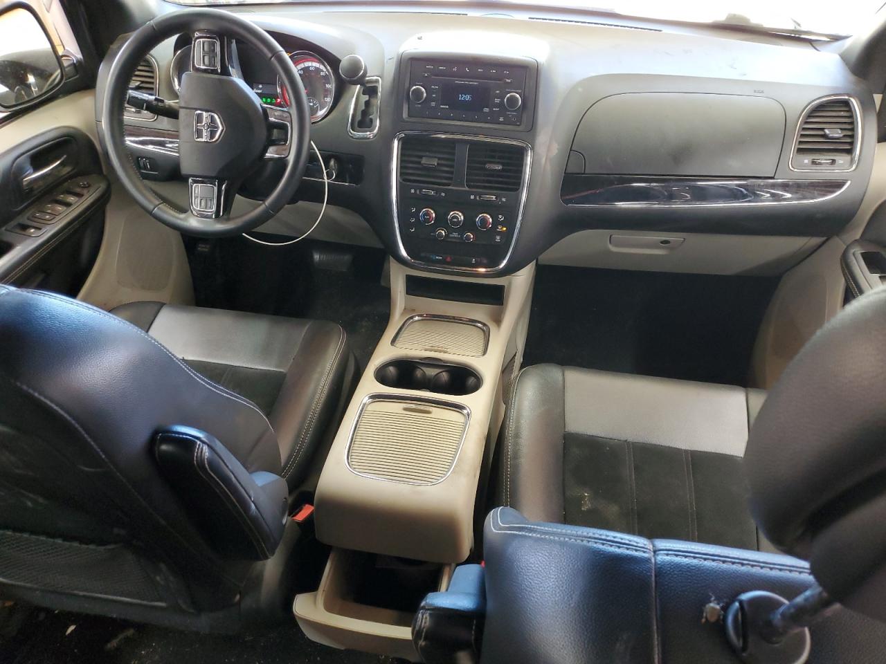 2017 Dodge Grand Caravan Sxt VIN: 2C4RDGCG1HR574122 Lot: 82549475