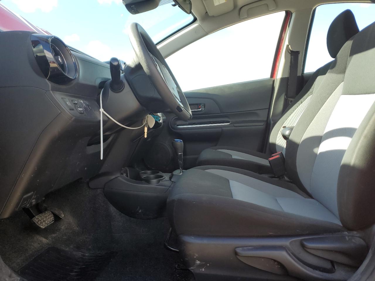 2018 Toyota Prius C VIN: JTDKDTB36J1602399 Lot: 89882375