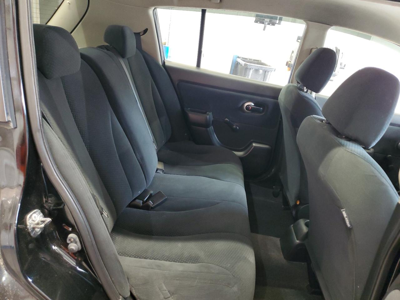 2010 Nissan Versa S VIN: 3N1BC1CPXAL460885 Lot: 84963105