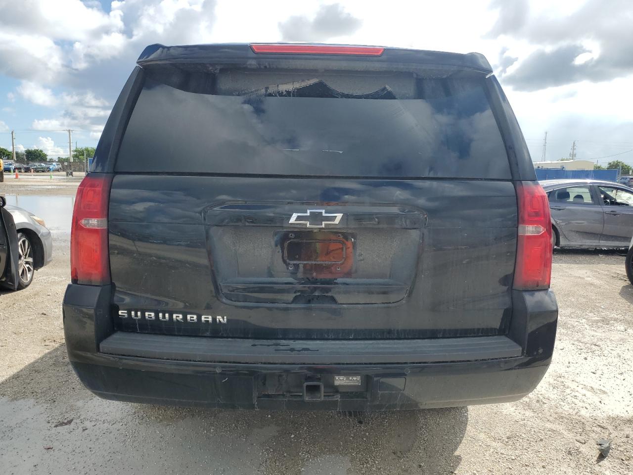 2017 Chevrolet Suburban K1500 Lt VIN: 1GNSKHKC7HR337594 Lot: 85523885