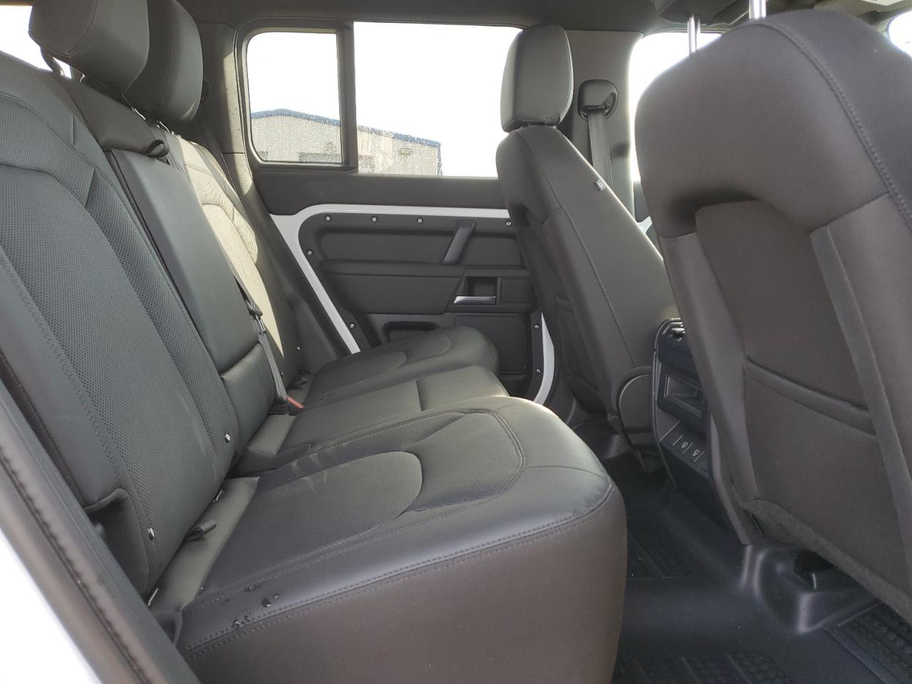 LAND ROVER DEFENDER 2025 SALEJ7EX0S2398165 Photo 11