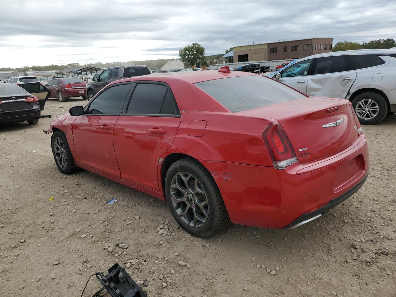2015 Chrysler 300 S VIN: 2C3CCAGG2FH905359 Lot: 83798295