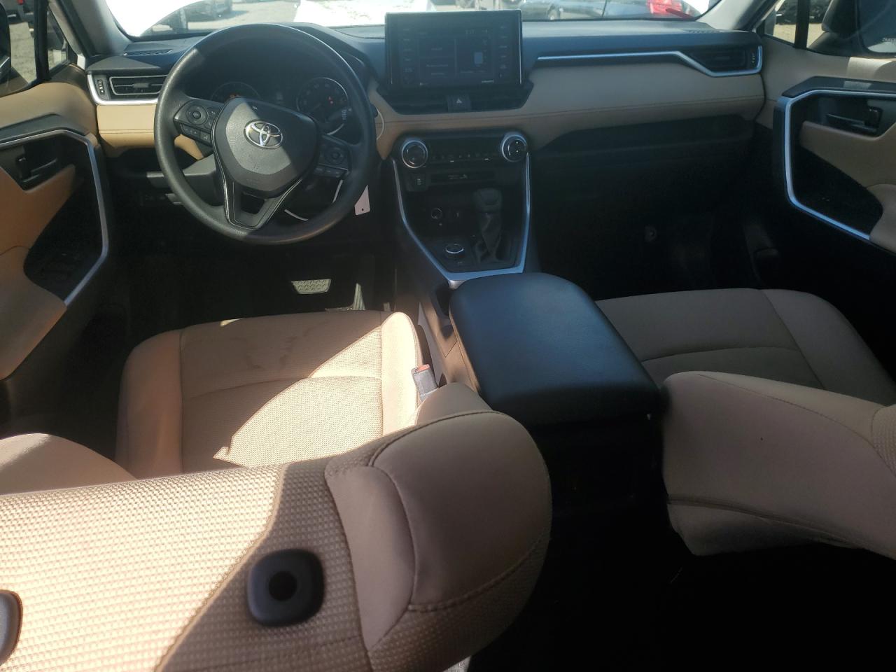 2020 Toyota Rav4 Le VIN: JTMMWRFV4LD044927 Lot: 85378295