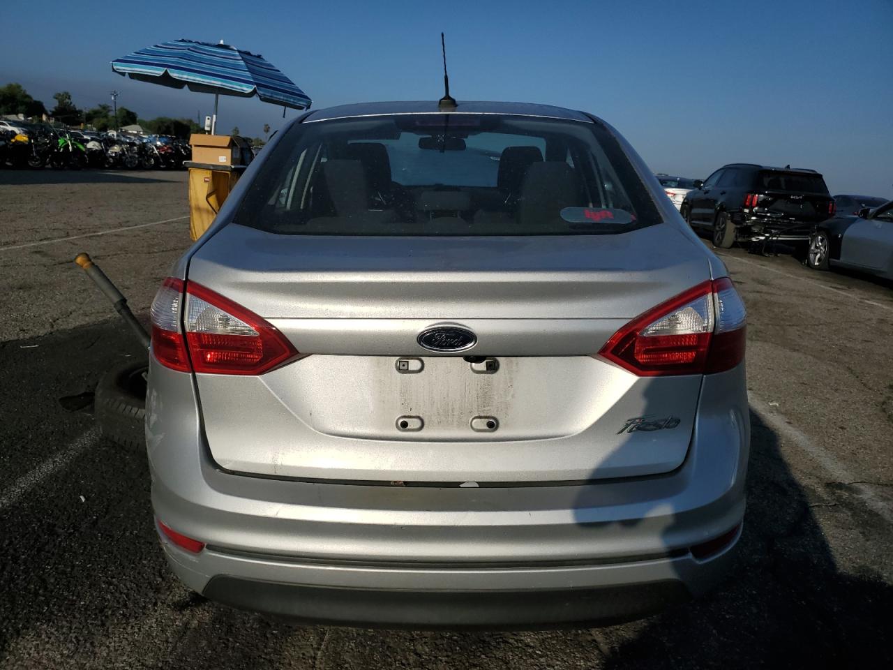 2018 Ford Fiesta S VIN: 3FADP4AJ1JM143068 Lot: 84831765