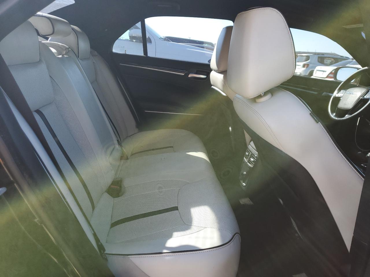 2014 Chrysler 300 VIN: 2C3CCAAG7EH330344 Lot: 82480855
