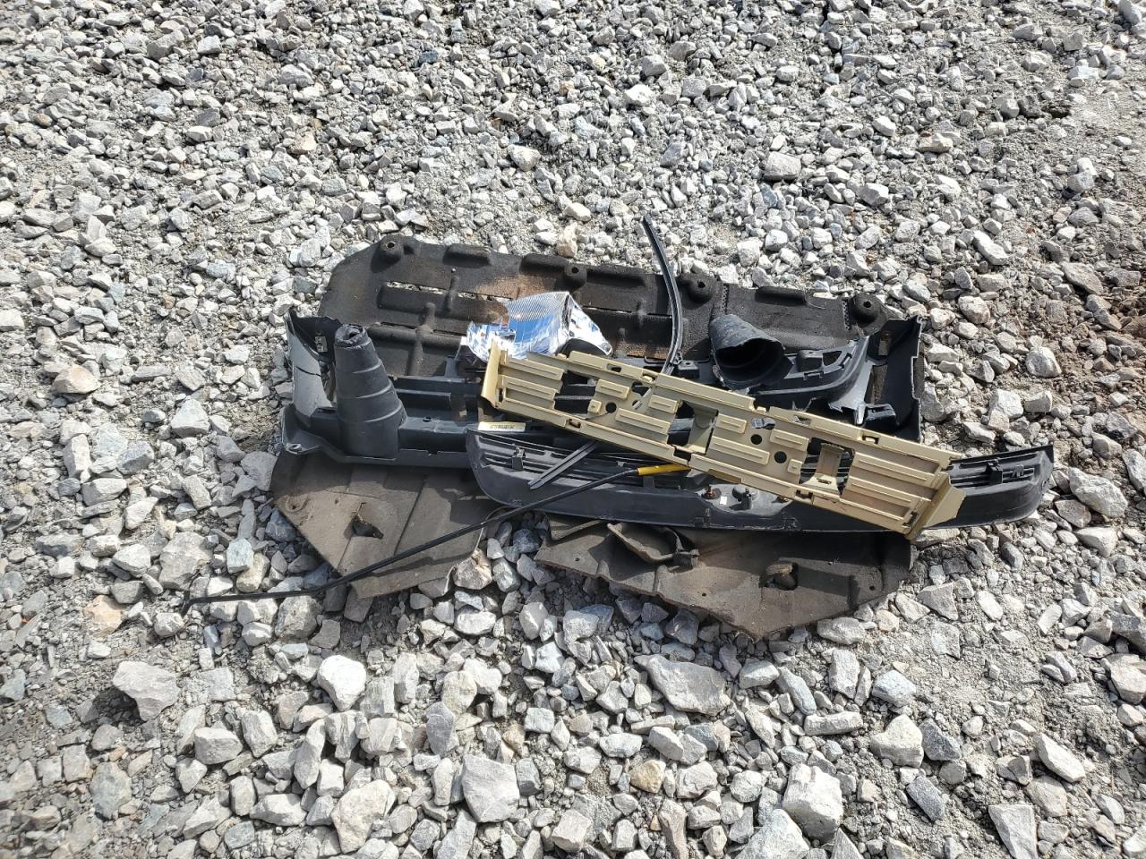 2014 Ford Escape Se VIN: 1FMCU9GX0EUC98747 Lot: 86630315