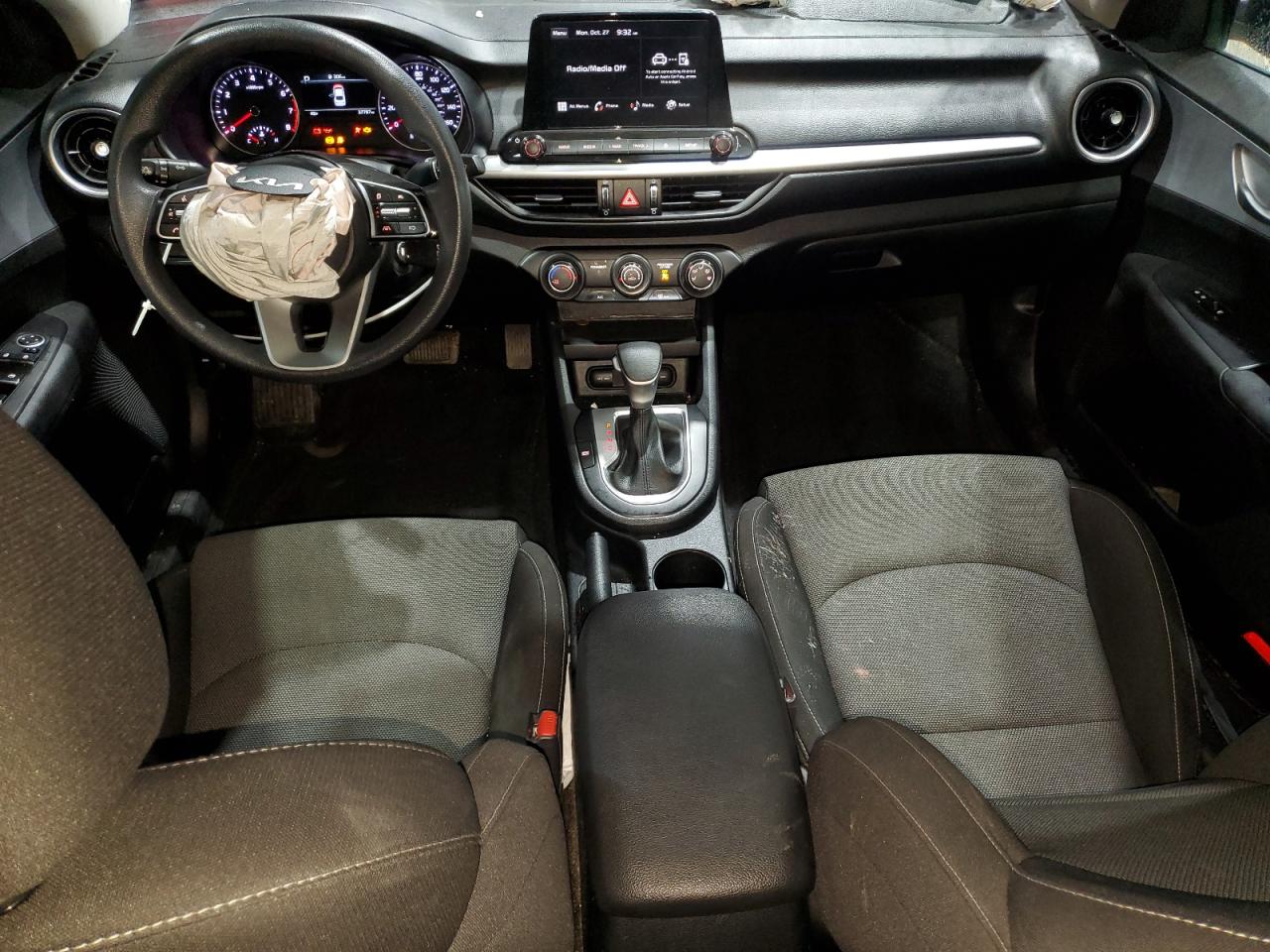 2023 Kia Forte Lx VIN: 3KPF24AD4PE553703 Lot: 82643395