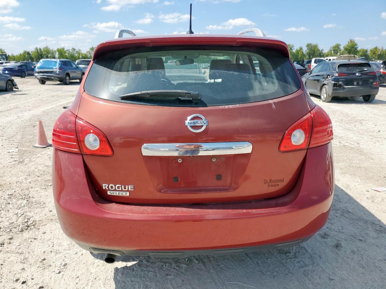 2014 Nissan Rogue Select S VIN: JN8AS5MT6EW601874 Lot: 85703625