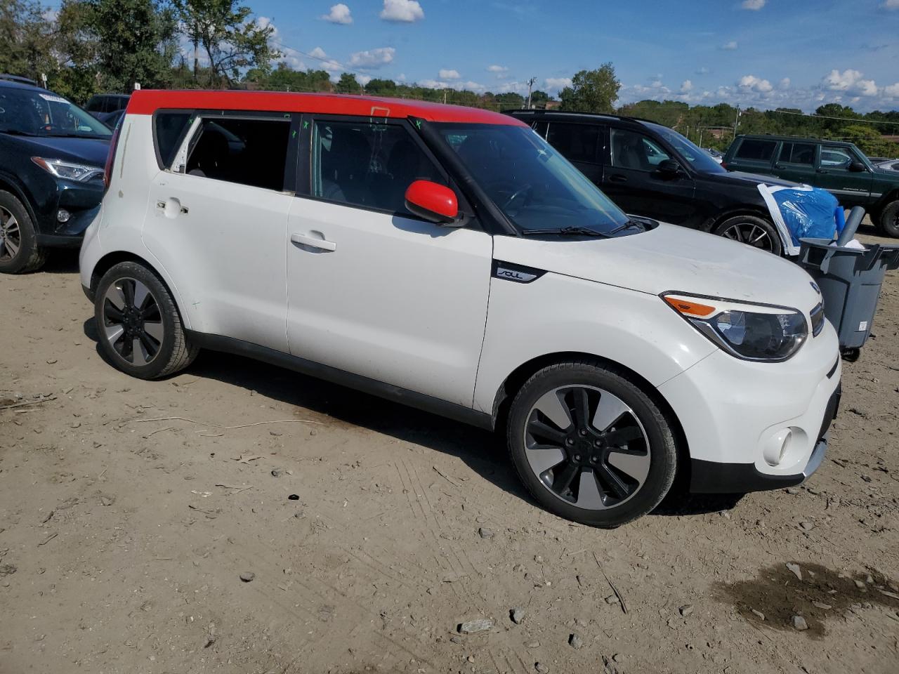 2017 Kia Soul + VIN: KNDJP3A5XH7443352 Lot: 81983495
