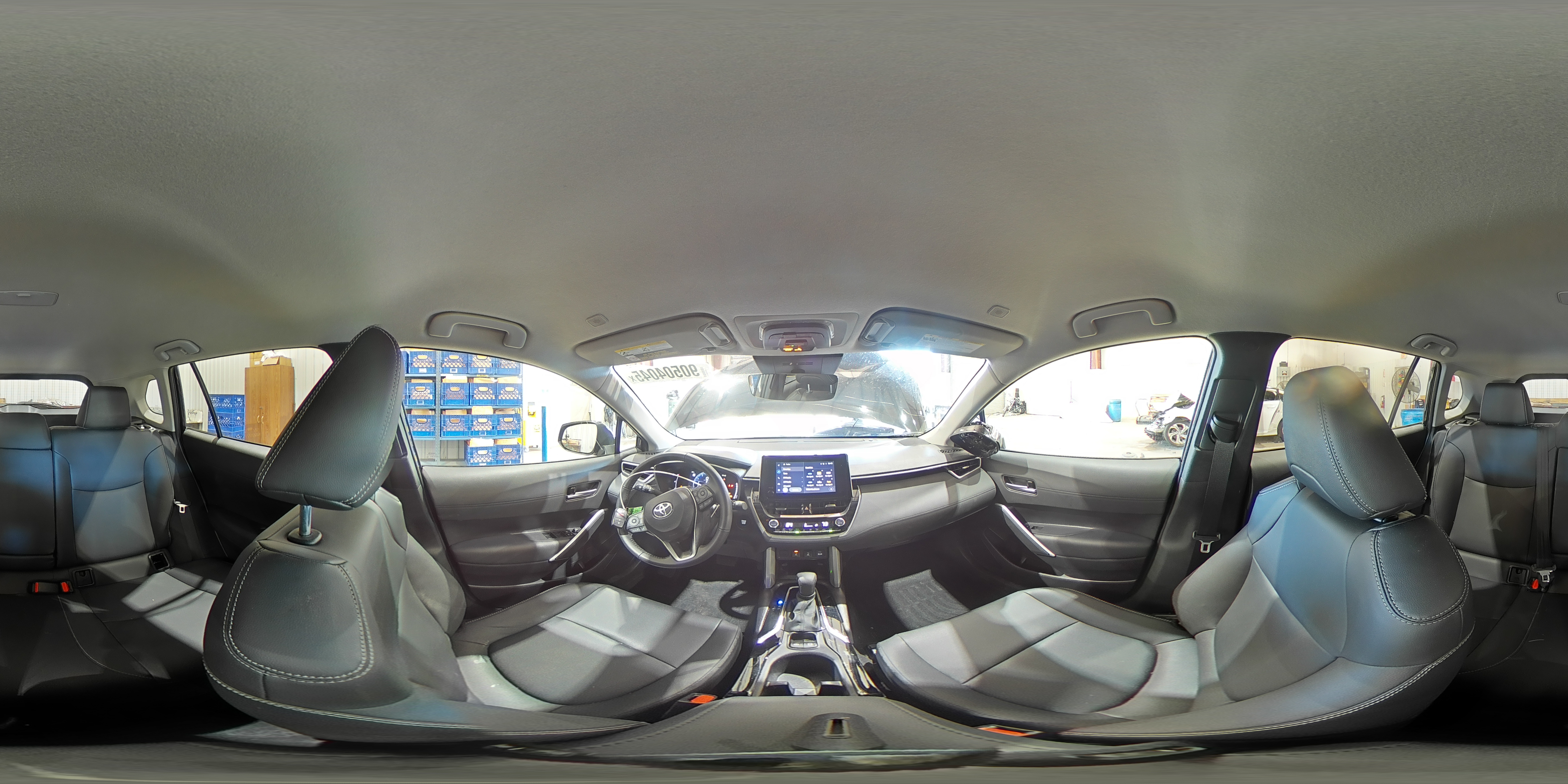 2024 Toyota Corolla Cross Xle VIN: 7MUEAAAG0RV106744 Lot: 90504045