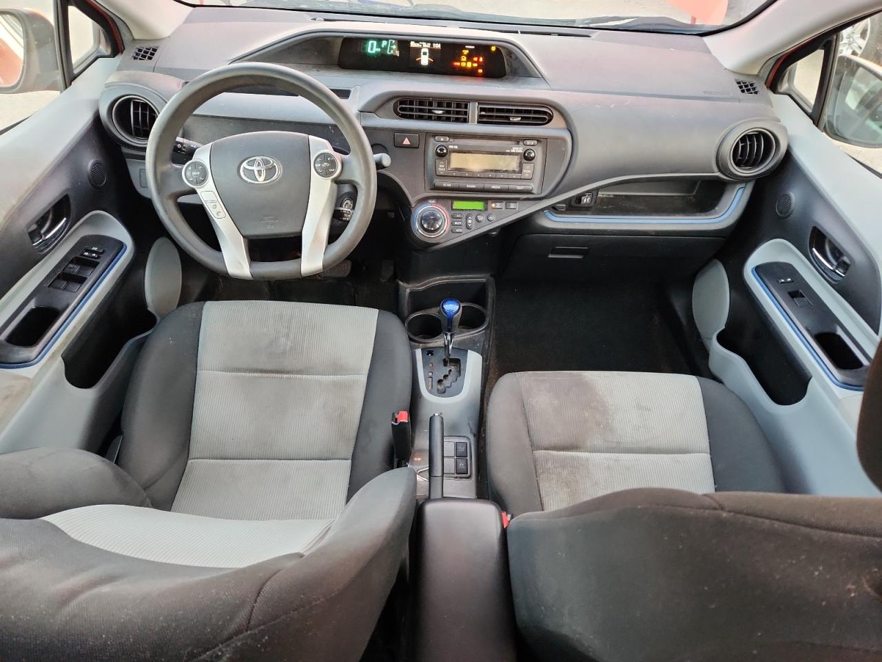 2013 Toyota Prius C VIN: JTDKDTB33D1044239 Lot: 89529045