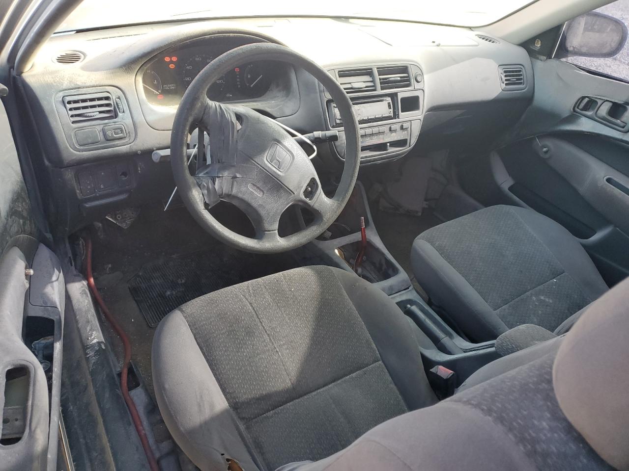 1998 Honda Civic Dx VIN: 2HGEJ6440WH122110 Lot: 84885255