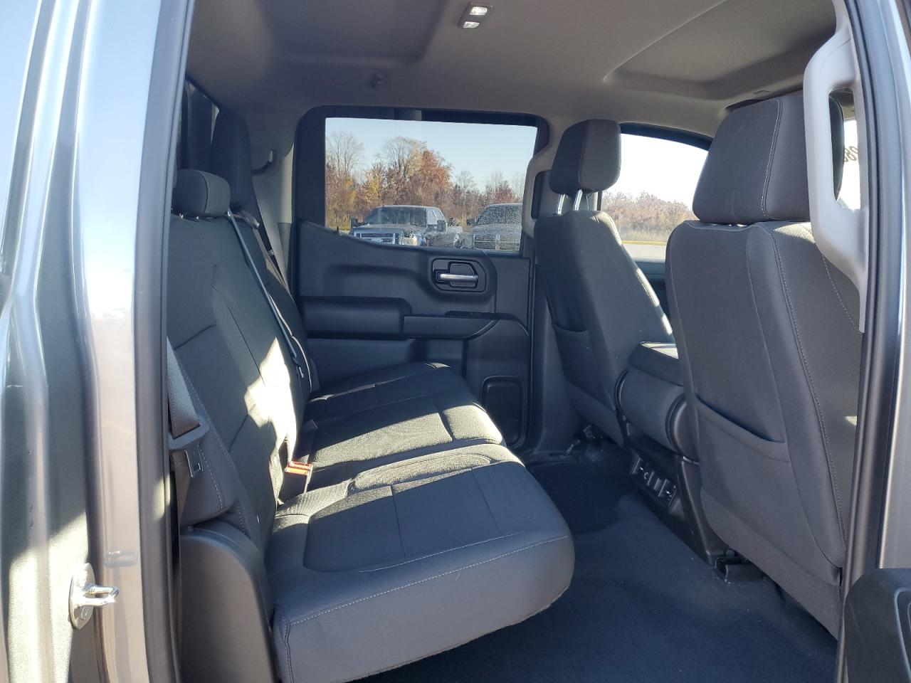 2021 Chevrolet Silverado K1500 Lt VIN: 1GCPYJEK1MZ404692 Lot: 90028035