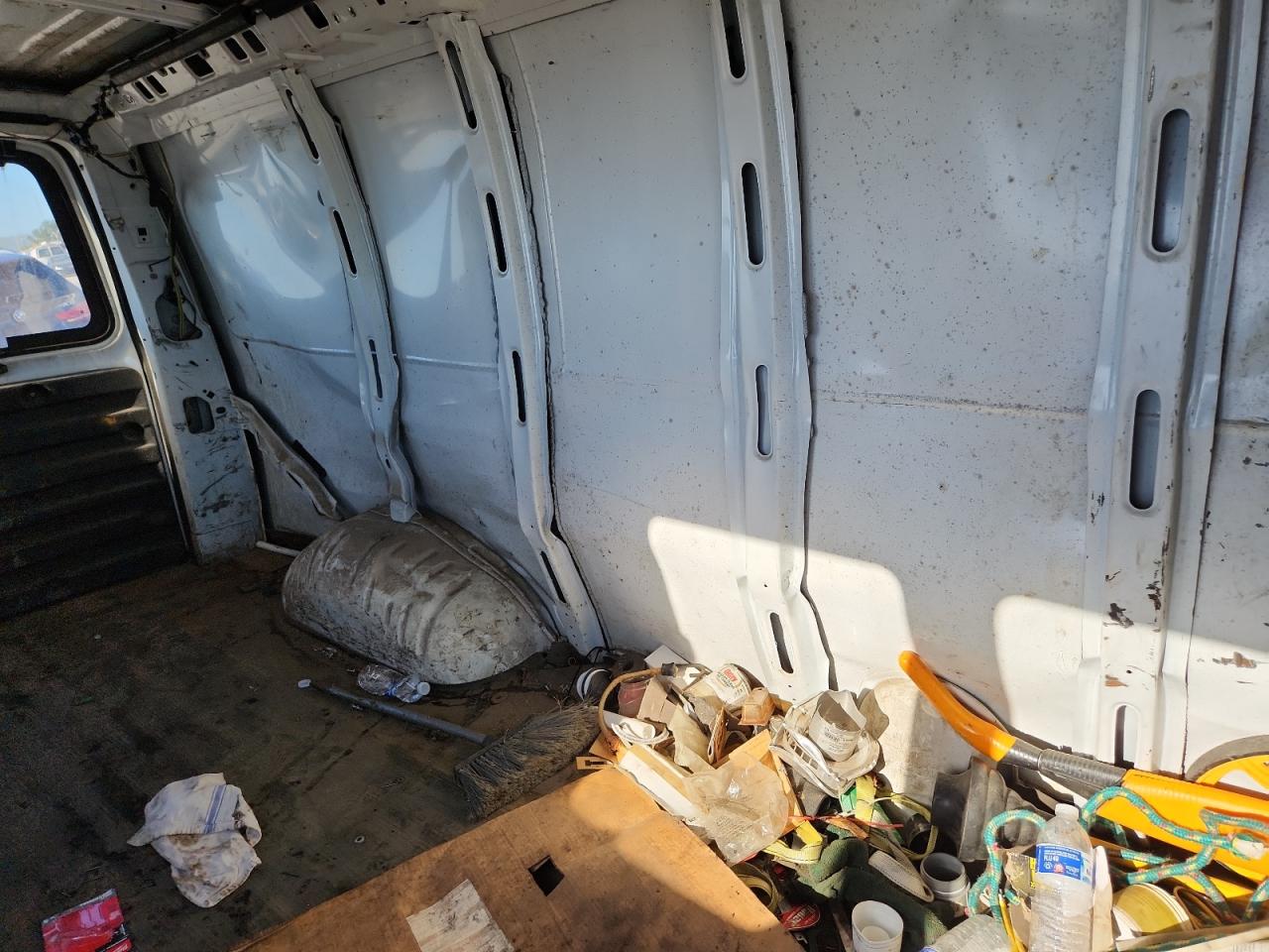 2006 Chevrolet Express G2500 VIN: 1GCGG25U661255739 Lot: 89493925