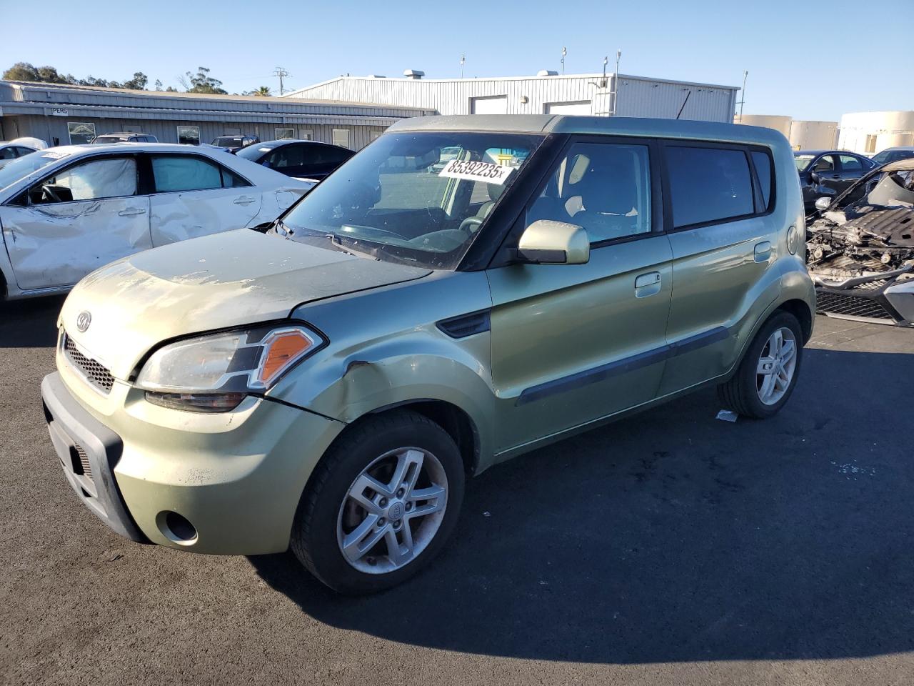 2010 Kia Soul + VIN: KNDJT2A24A7158485 Lot: 85392235