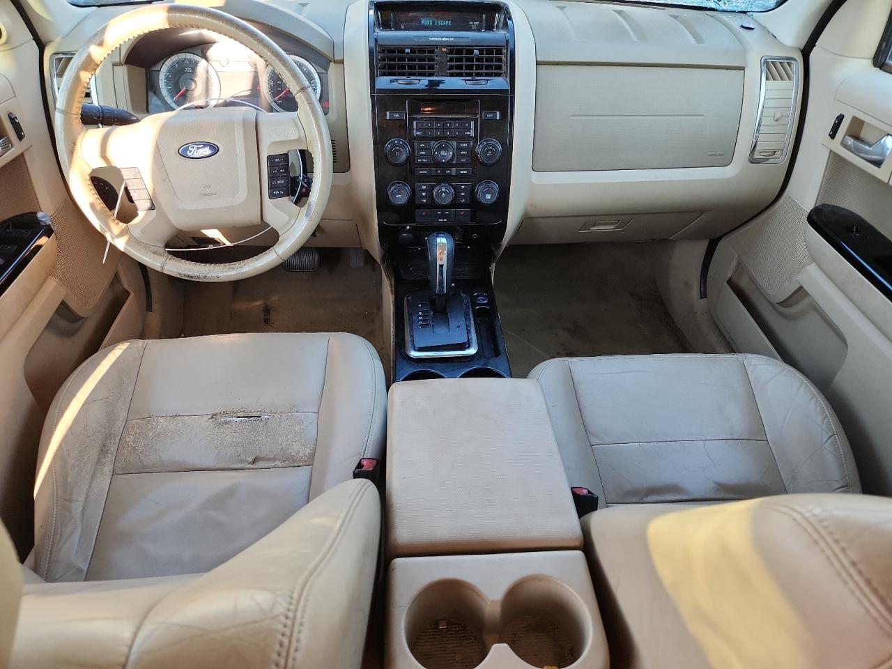 2010 Ford Escape Limited VIN: 1FMCU9EG7AKA45448 Lot: 86140385