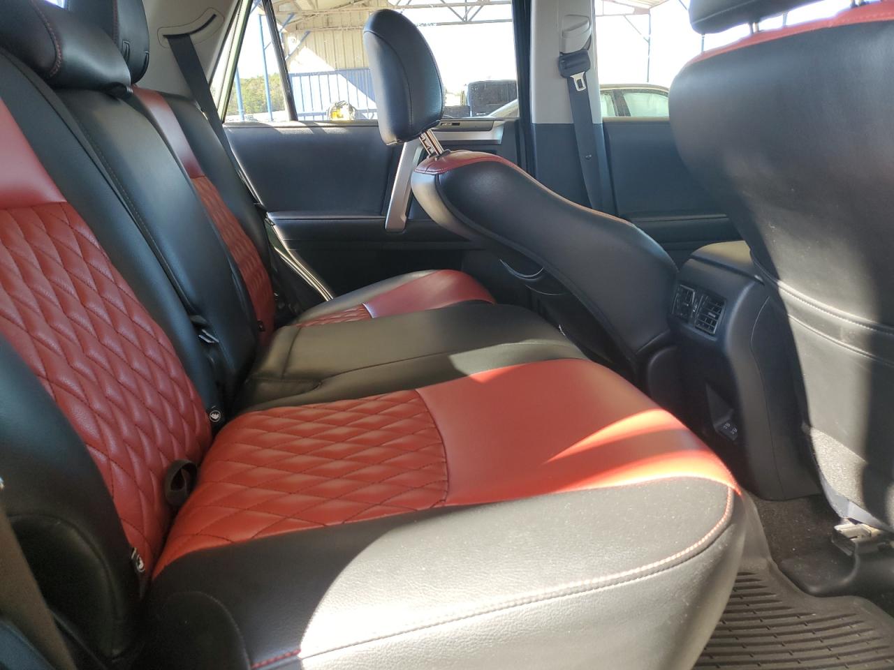 2021 Toyota 4Runner Sr5/Sr5 Premium VIN: JTEBU5JR0M5943260 Lot: 90917145