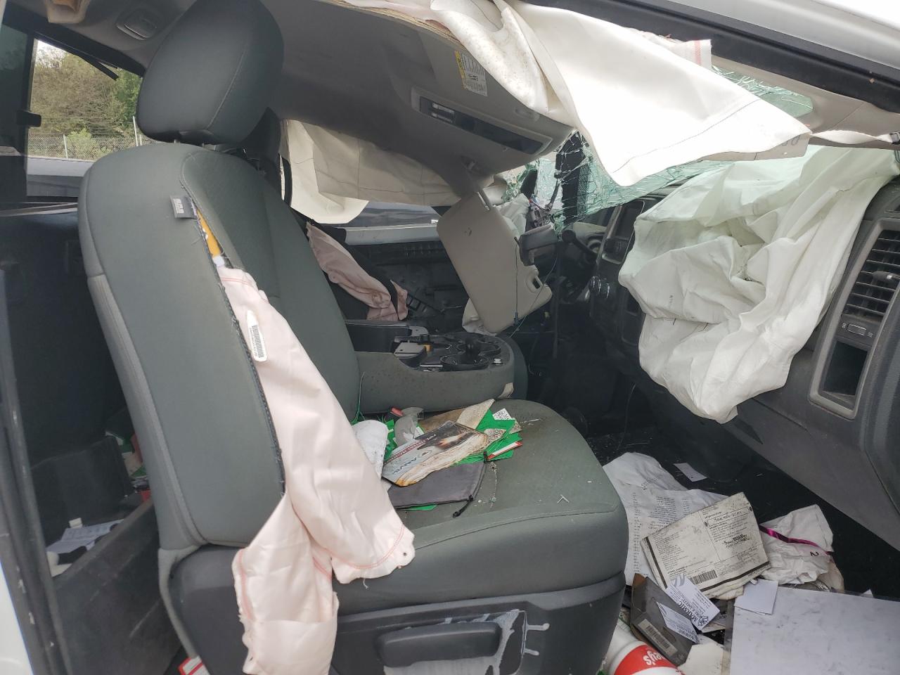 2015 Ram 1500 St VIN: 3C6JR6DTXFG606192 Lot: 82327625