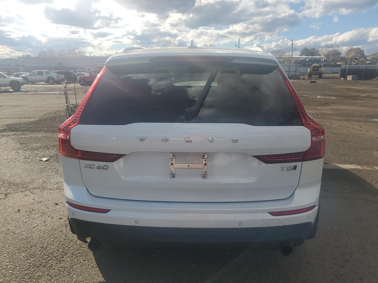 2020 Volvo Xc60 T5 Momentum VIN: YV4102RK0L1561430 Lot: 89461765