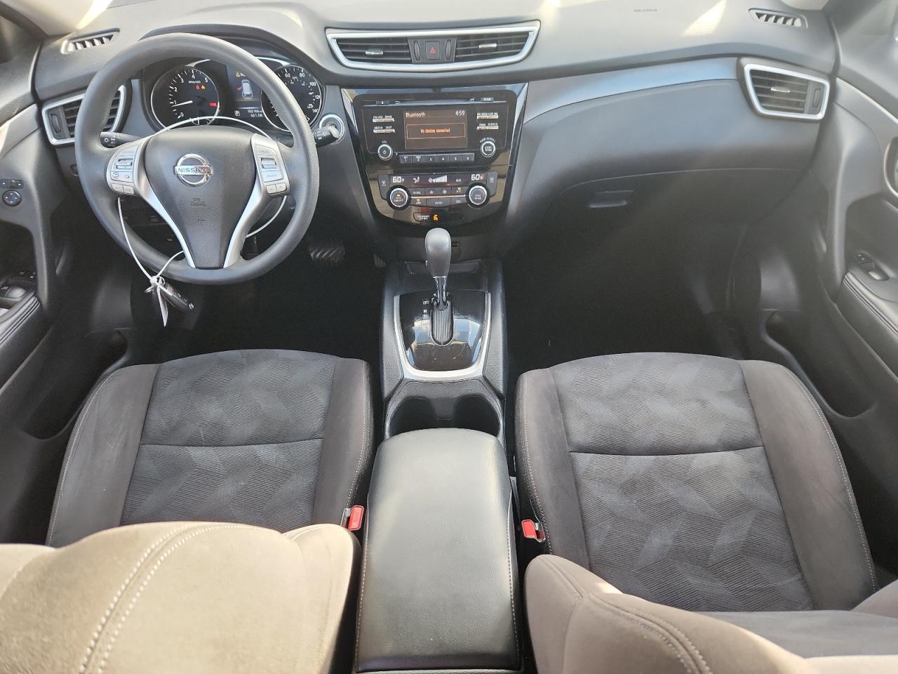 2015 Nissan Rogue S VIN: KNMAT2MV7FP529412 Lot: 85745775