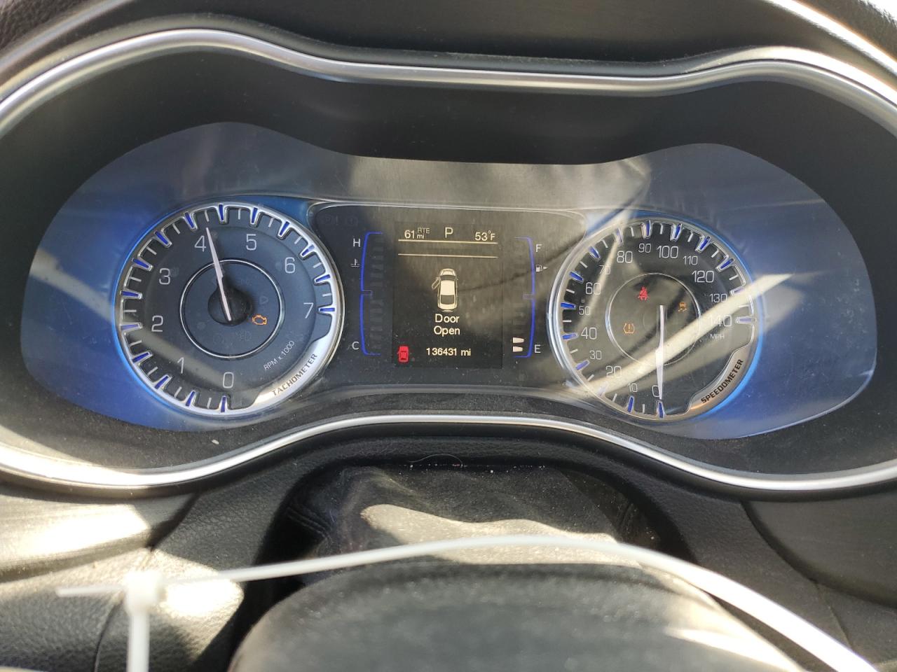 2015 Chrysler 200 Limited VIN: 1C3CCCAB8FN588834 Lot: 86788165